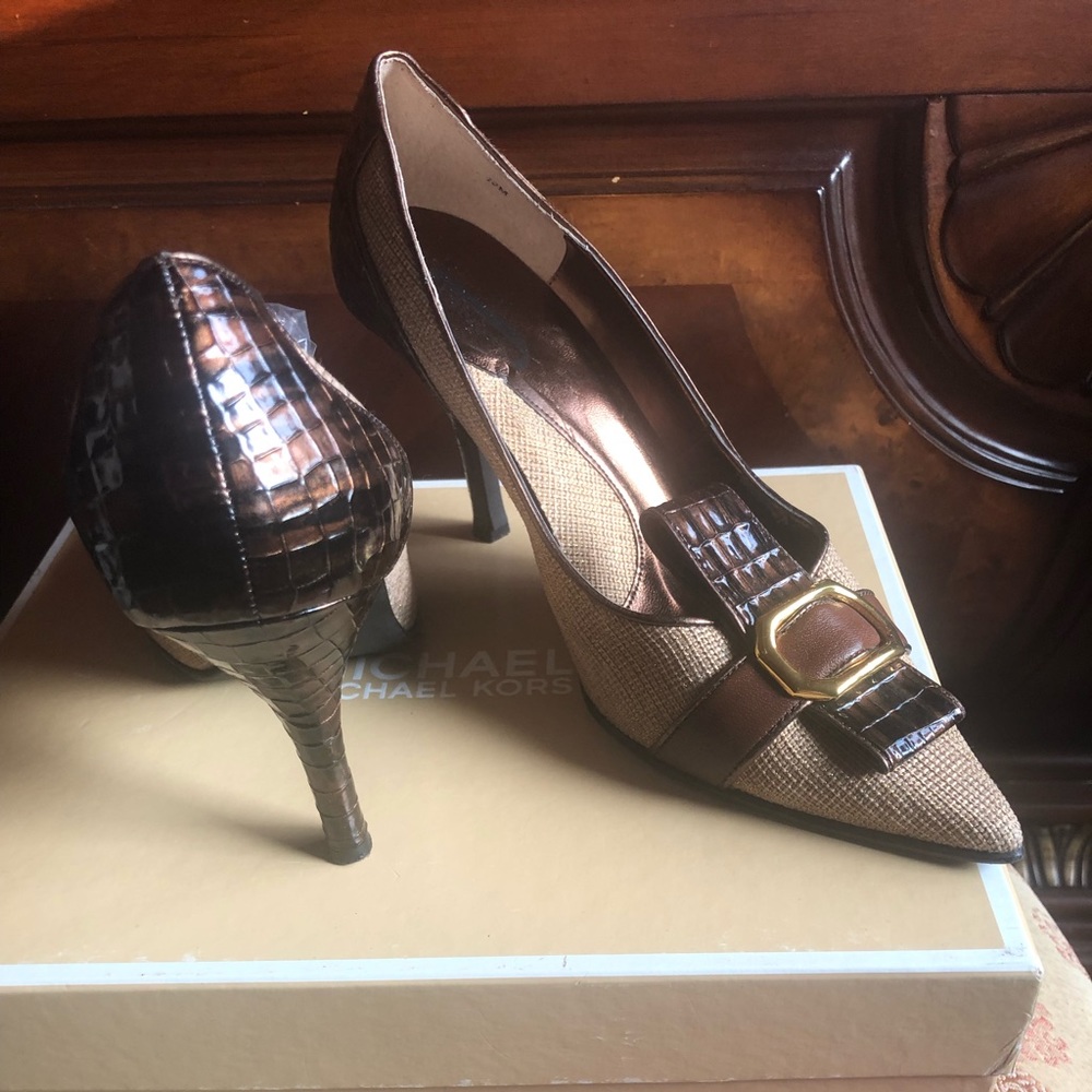 J. RENEE HEELS - Picture 8 of 8